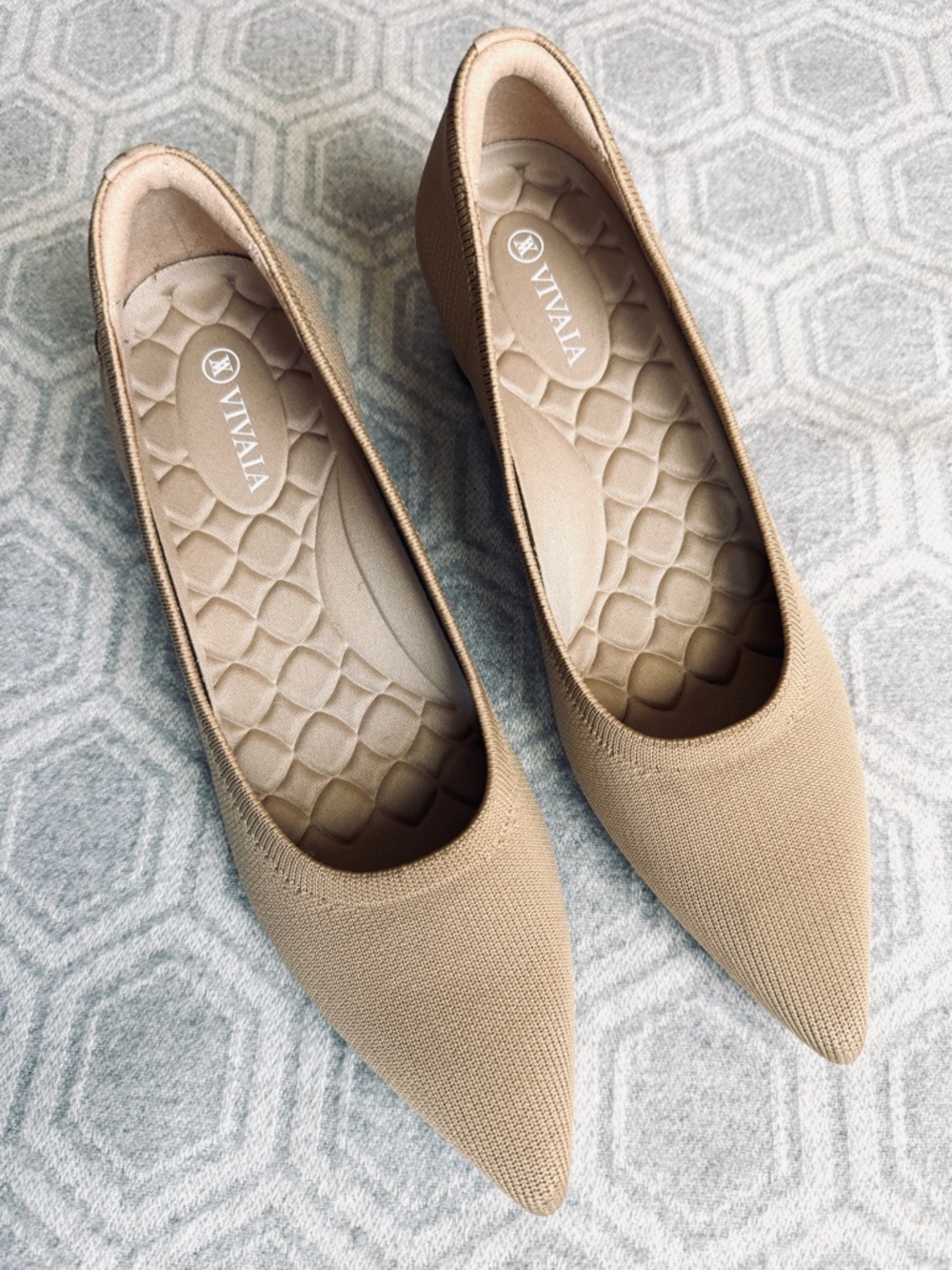 VIVAIA Chunky Heels Tracy Pro Pointed Tan
Women's EU 39.5 US 8.5 New - Picture 3 of 13